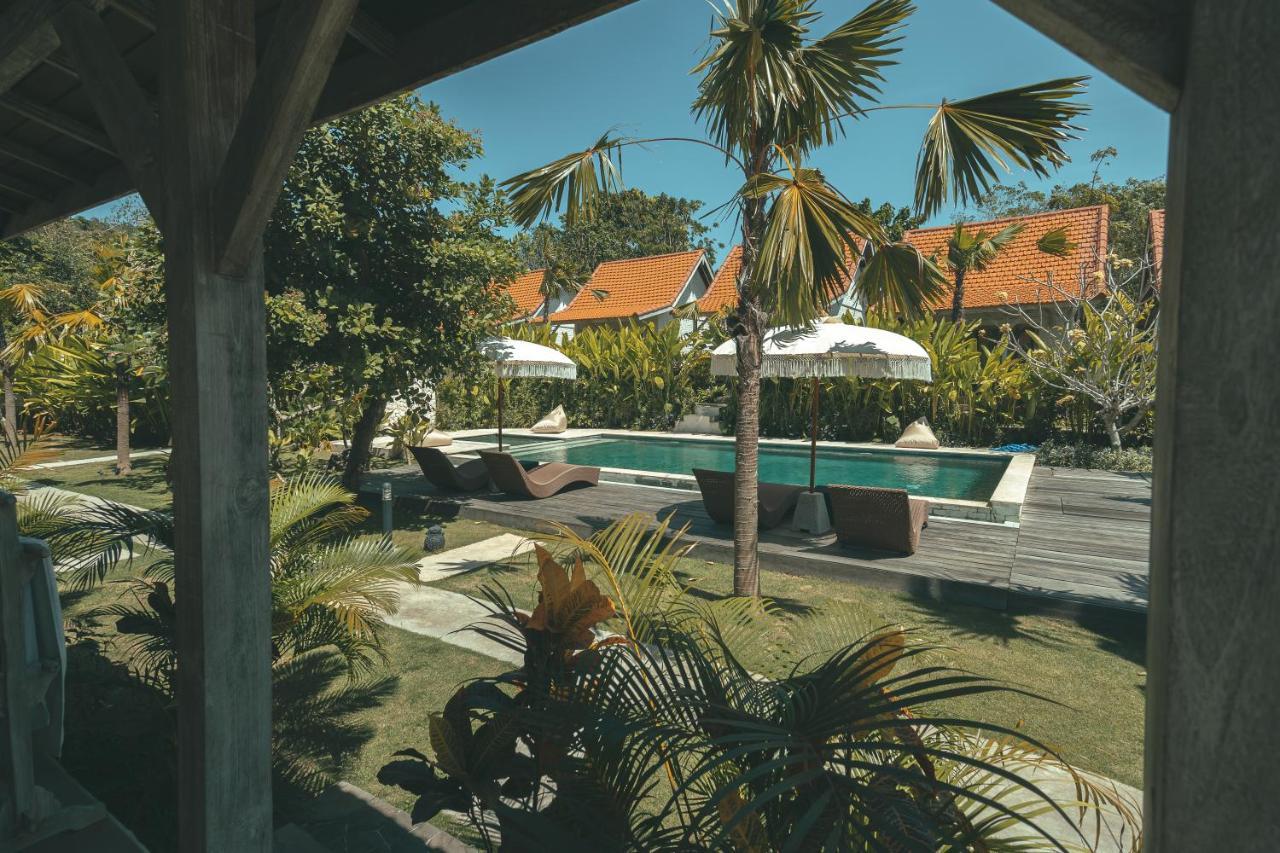 Cari Surf Camp & Studio'S Uluwatu Buitenkant foto
